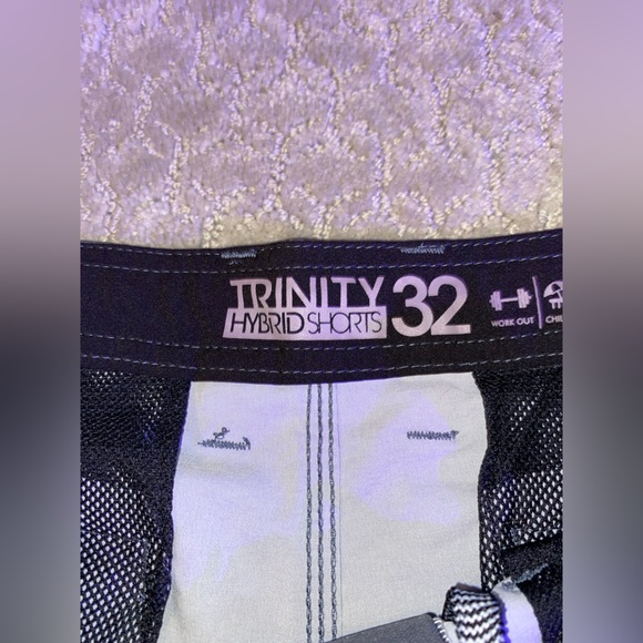 Mens hybrid shorts - Picture 3 of 3